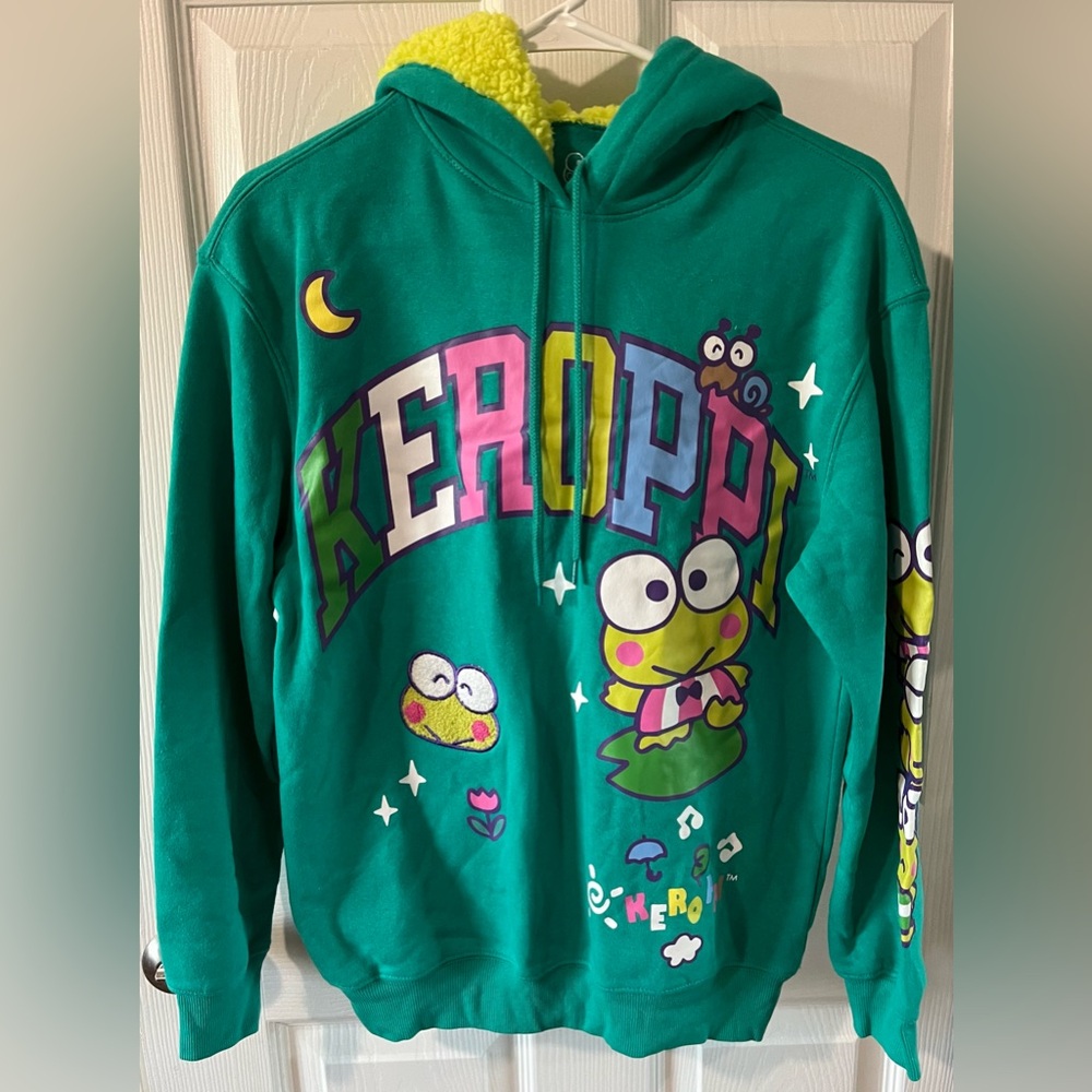 NWT Keroppi hooded sweatshirt. Sz XS. Green